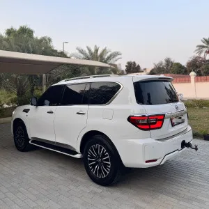 2015 Nissan Patrol LE Platinum city