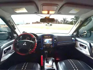 2011 Mitsubishi Pajero Signature Edition