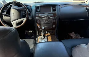2015 Infiniti QX80 Premium select