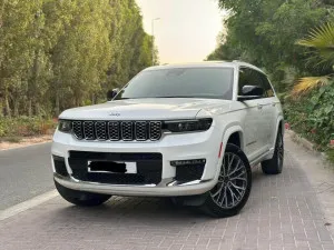 2022 جييب جراند شيروكي High Altitude