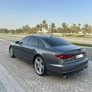 2020 Audi S8 S Line
