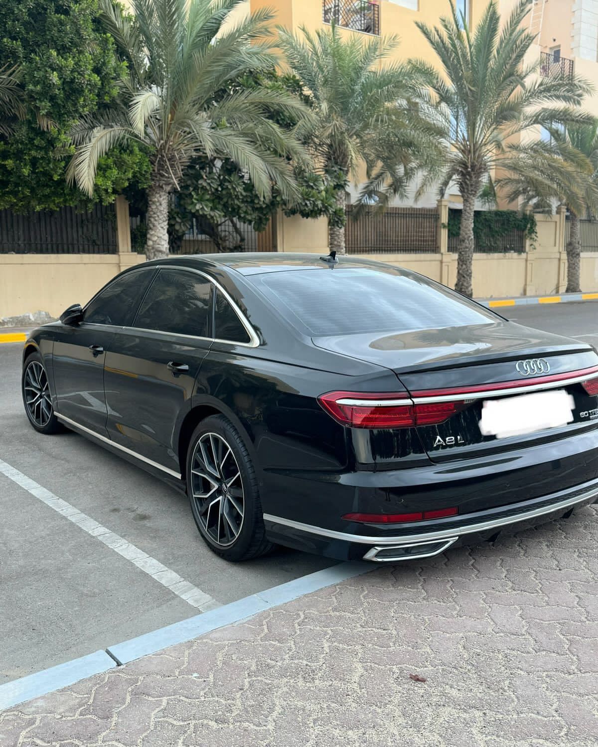 2019 اودي آي ٨ S Line