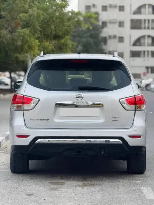 2015 نيسان باثفايندر S
