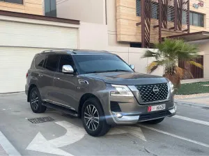 2014 Nissan Patrol LE Platinum city