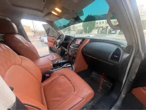 2014 Nissan Patrol LE Platinum city