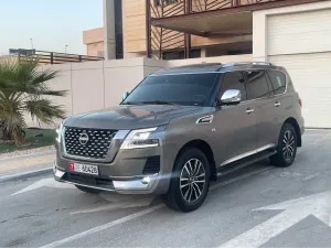 2014 Nissan Patrol LE Platinum city