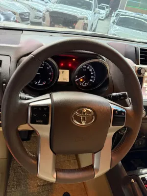 2015 Toyota Prado VX