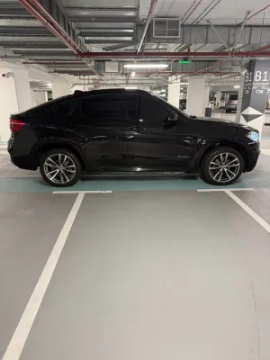 2018 BMW X6 50i