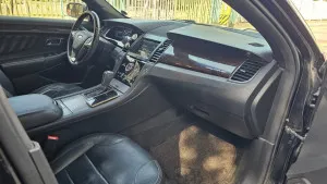 2014 Ford Taurus SE
