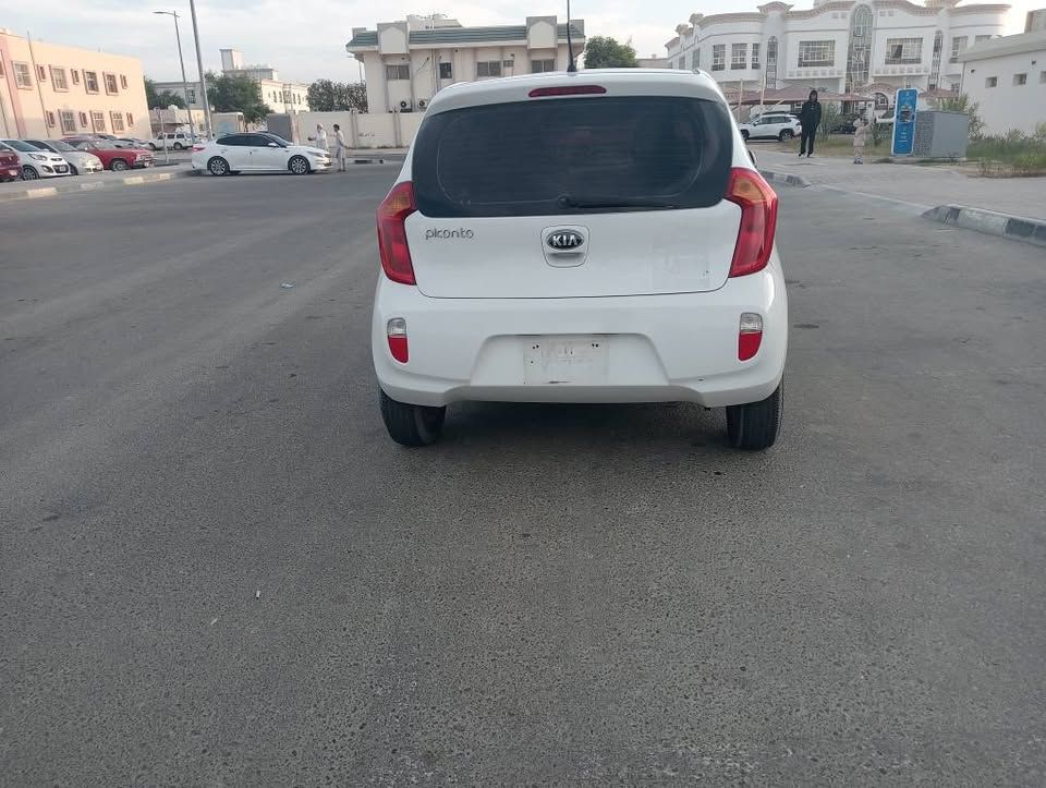 2014 كيا بيكانتو Classic
