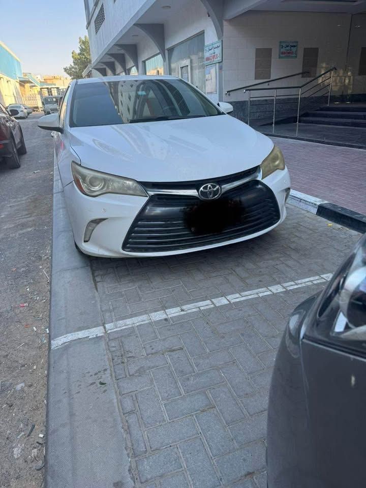 2017 Toyota Camry Exclusive