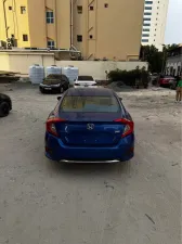 2021 هوندا سيفك LX