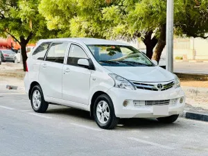 2015 تويوتا أفانزا E CVT