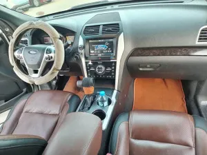 2011 Ford Explorer Sport