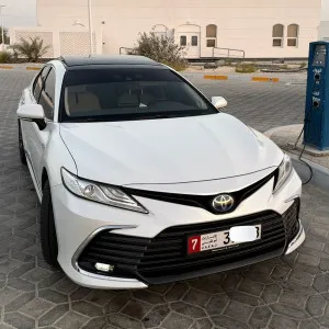 2024 Toyota Camry Hybrid LE