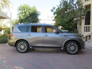 2017 Infiniti QX80 LUXE