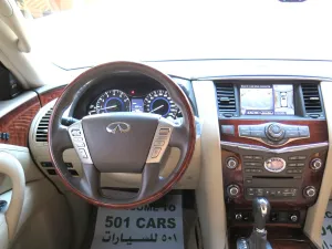 2017 Infiniti QX80 LUXE