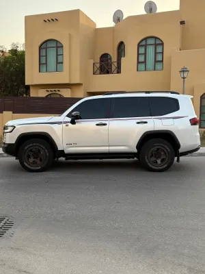 2023 Toyota Land Cruiser GR