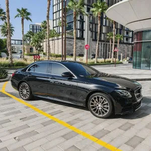 2019 مرسيدس-بنز الفئة - E E300