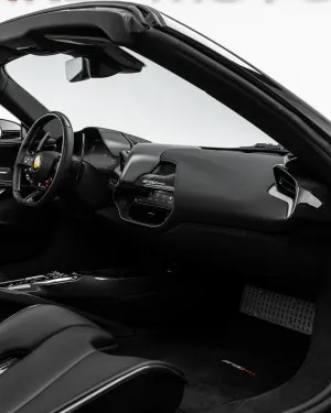 2021 فيراري اس اف 90 سبايدر