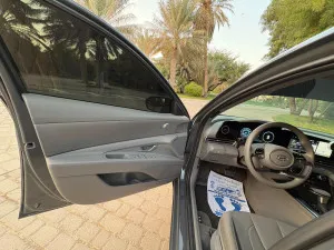 2024 Hyundai Elentra SE