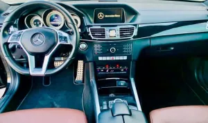 2016 مرسيدس-بنز الفئة - E E300 4Matic