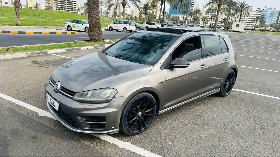 2017 Volkswagen Golf R