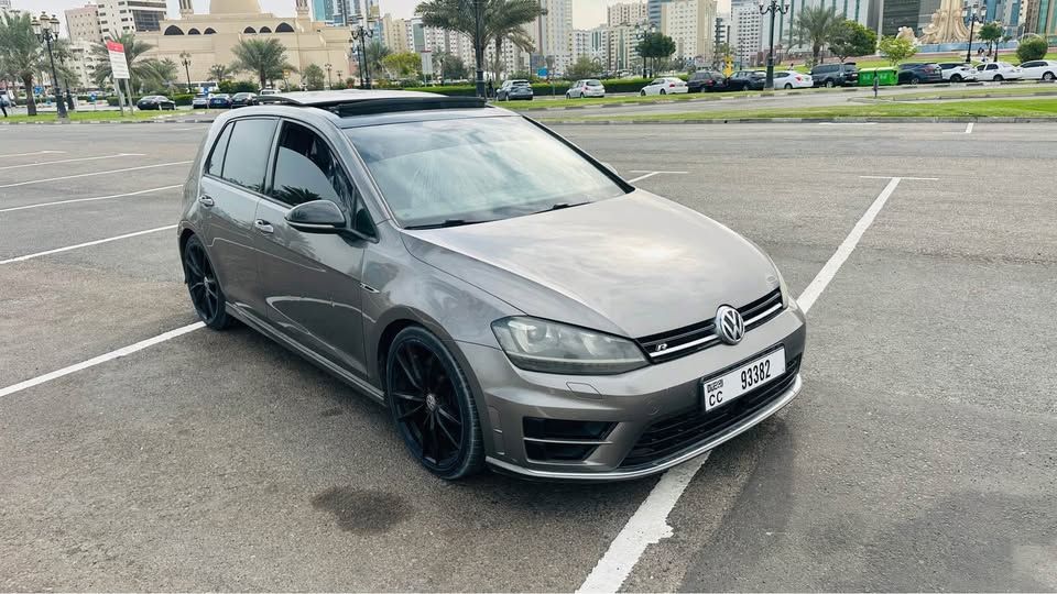 2017 Volkswagen Golf R