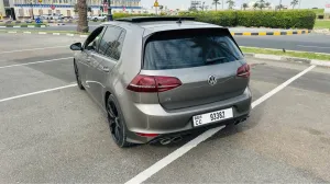 2017 Volkswagen Golf R