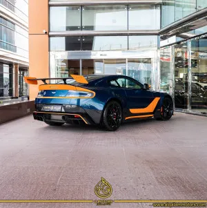 2016 استون مارتن فانتاج V8 Coupe