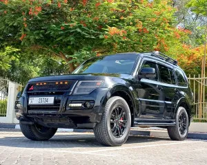2017 Mitsubishi Pajero GLS