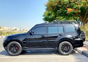 2017 Mitsubishi Pajero GLS