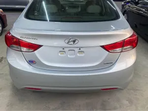 2013 Hyundai Elentra SE