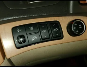 2008 Kia Mohave LX