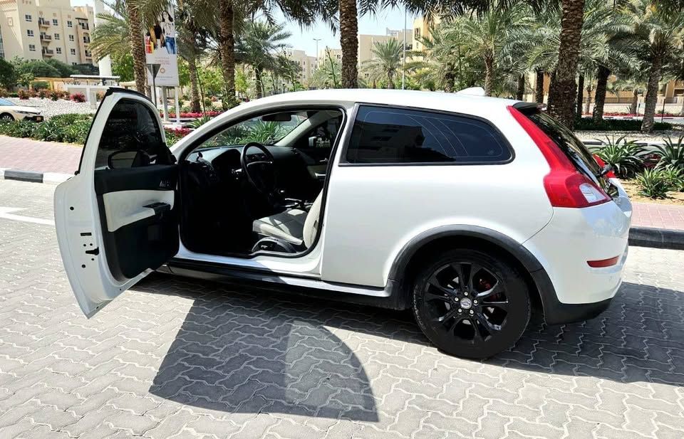 2011 فولفو سي٣٠ T5 R-Design