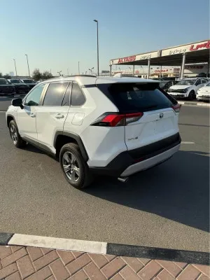 2022 تويوتا راف ٤ XLE Premium