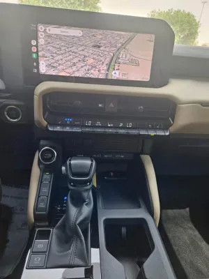 2024 تويوتا برادو Standard