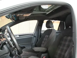 2016 فولجس فاجن جولف GTI
