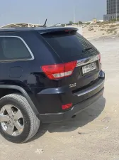2011 جييب جراند شيروكي Laredo E
