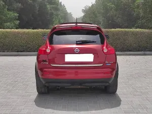 2015 نيسان جوك S