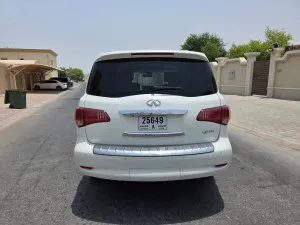 2017 Infiniti QX80 LUXE