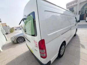2018 تويوتا هياس Commuter