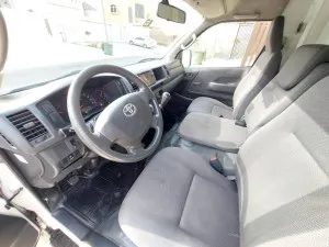 2018 تويوتا هياس Commuter