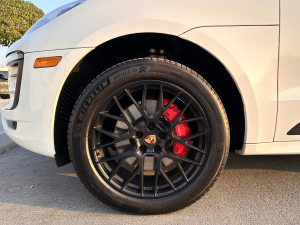2017 بورش ماكان GTS