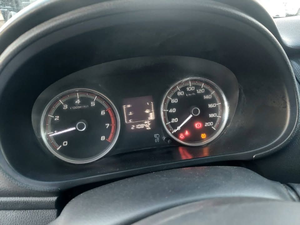 2020 ميتسوبيشي أل٢٠٠ double-cab