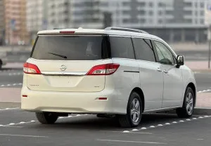 2015 Nissan Quest SV