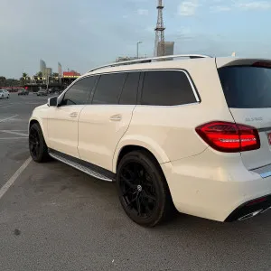 2017 مرسيدس-بنز GLS - جي ال اس GLS 550 4MATIC