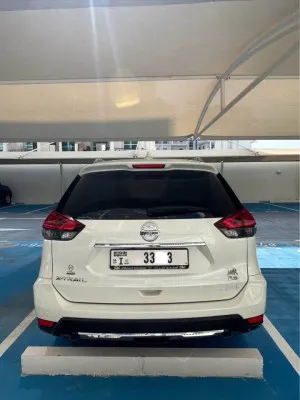2020 نيسان اكس تريل SL
