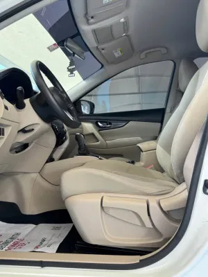 2020 نيسان اكس تريل SL
