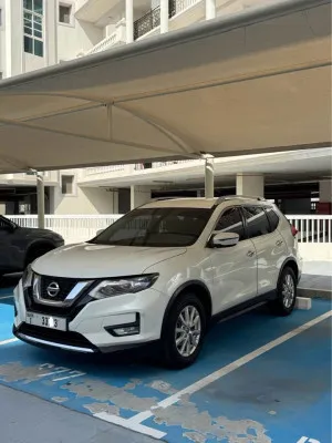 2020 نيسان اكس تريل SL